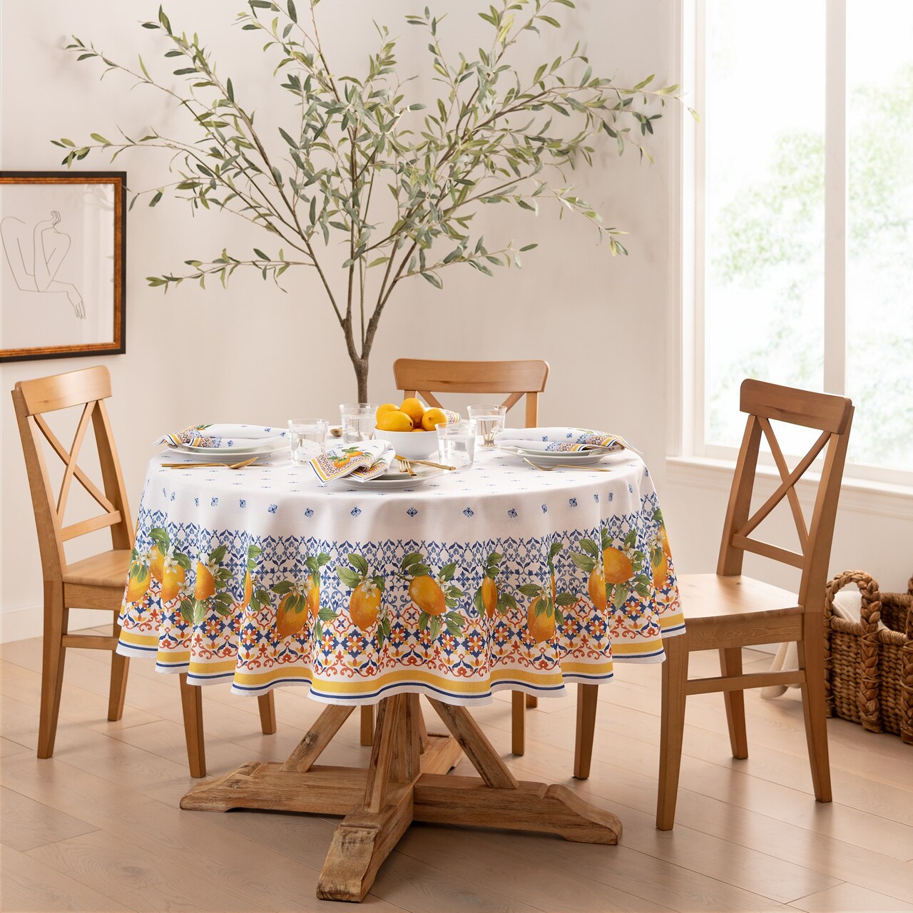 Threadmade Home Capri Lemon Double Border Tablecloth, Multicolor - 70"W x 70"L Round